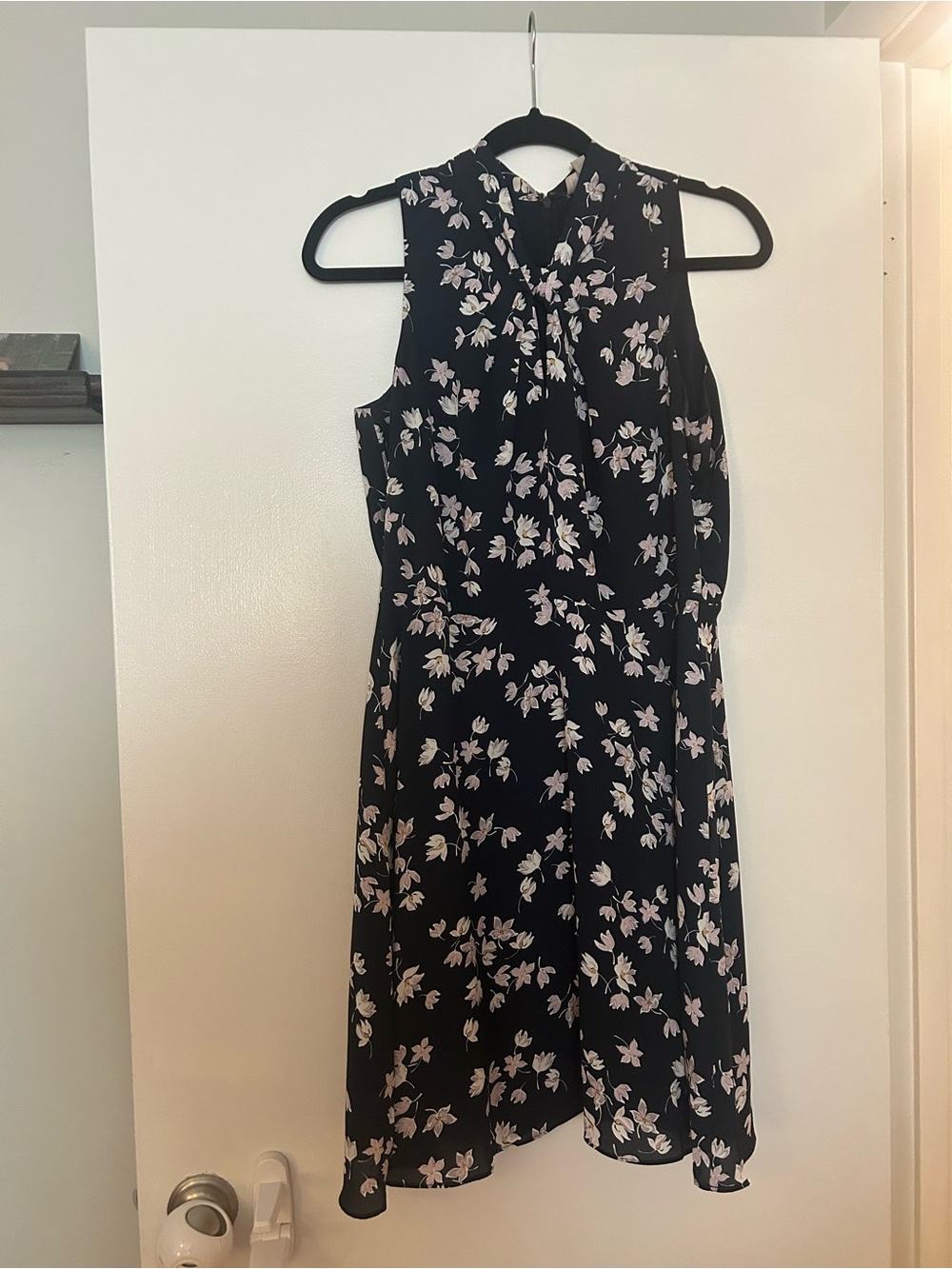 LOFT Navy Sleeveless Floral dress with keyhole front detail